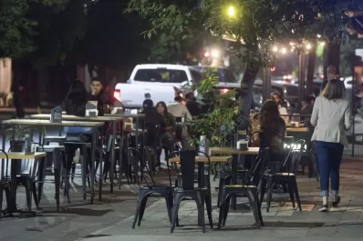 Los bares podrán colocar más mesas en las calles