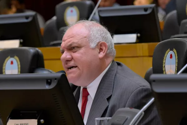 Federico Masso rechazó el aumento del boleto de colectivo: Vergüenza