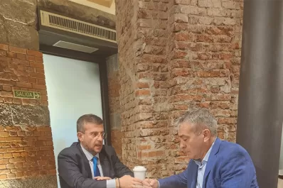 Dimes y diretes: el radical Cano con nuevo trabajo y los paseos de Jaldo por tierras manzuristas