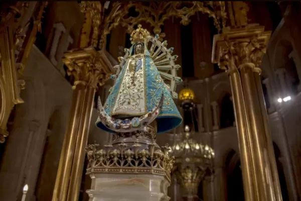 En peregrinación, llega la Virgen de Luján
