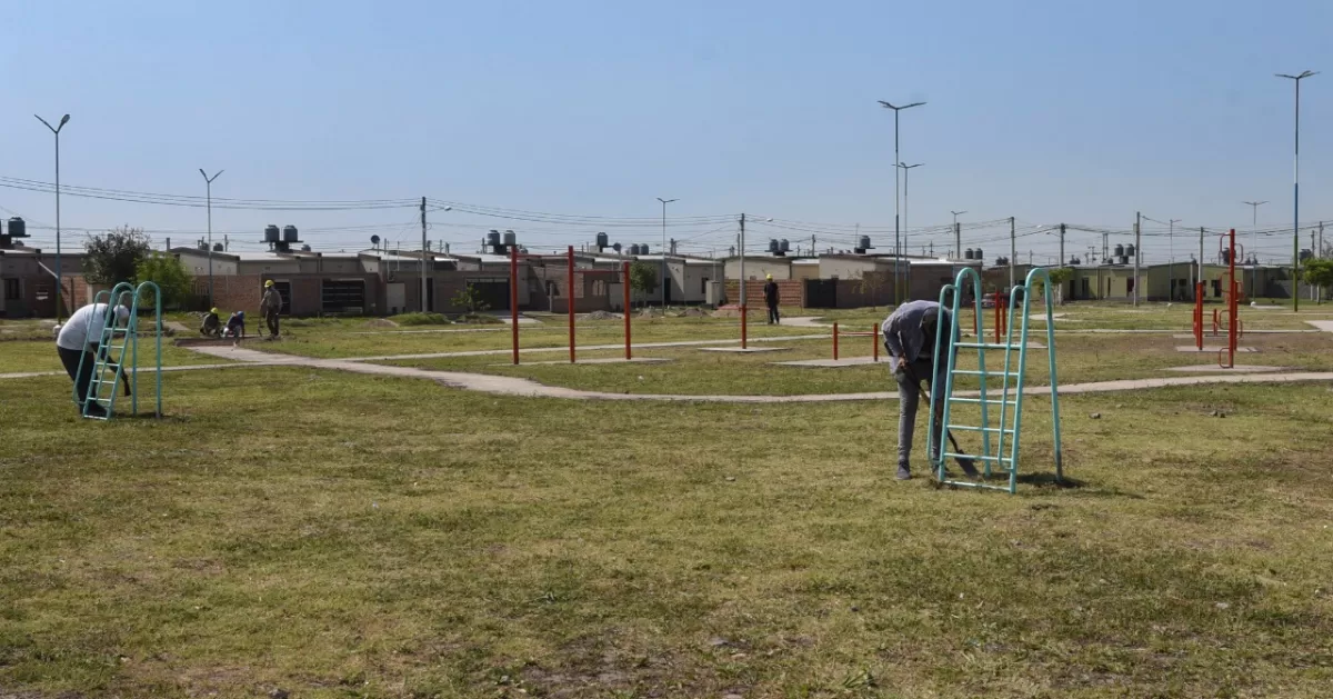 Manantial Sur contará con dos plazas con todas las comodidades