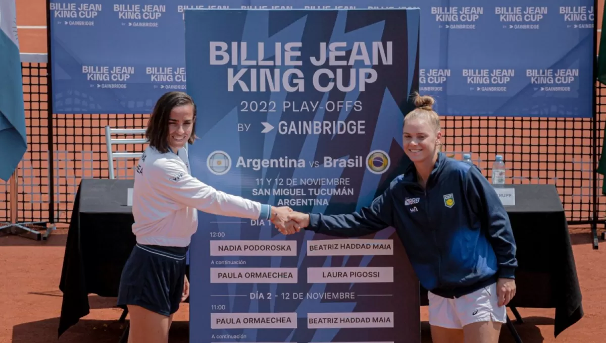 ESTRATEGIA. El partido entre Paula Ormaechea y Laura Pigossi, segunda singlista brasileña, puede marcar la serie.