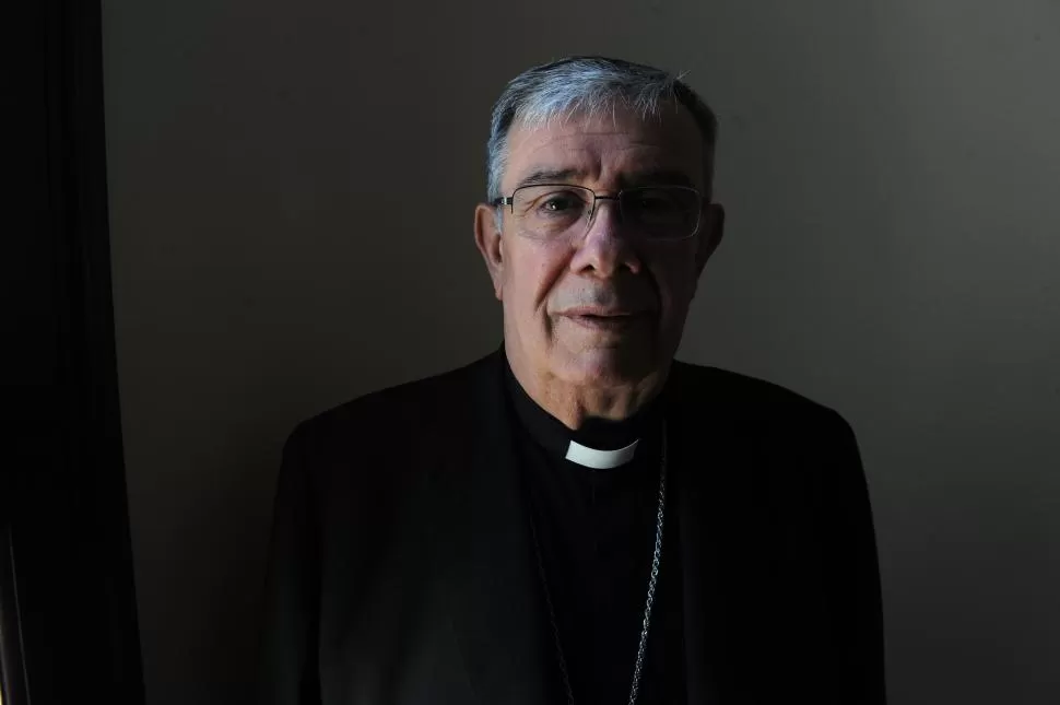 SU VOLUNTAD. Monseñor Zecca descansará en la Catedral tucumana. la gaceta / foto de FRANCO VERA