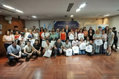 Masso acompañó el lanzamiento de la nueva etapa del programa Alfabetización en barrios de Tucumán