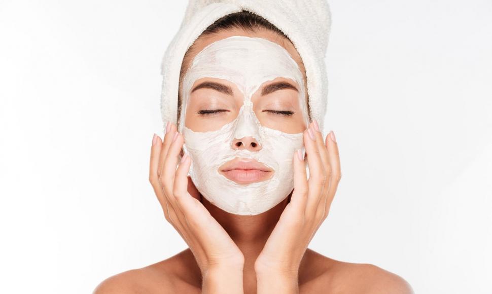 MASCARILLA FACIAL. Elegí las que tienen aroma a romero o menta.