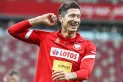 Para Lewandoski es difícil ser delantero de Polonia