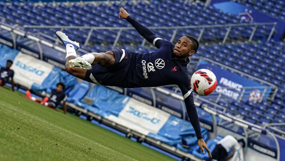 BAJA SENSIBLE. Christopher Nkunku. FOTO TOMADA DE TWITTER.COM/EQUIPEDEFRANCE