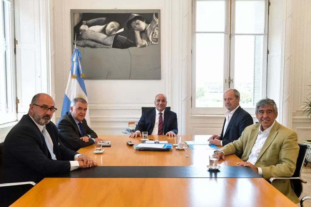 REUNIÓN EN BUENOS AIRES. Participaron Jaldo y Manzur, entre otros. 