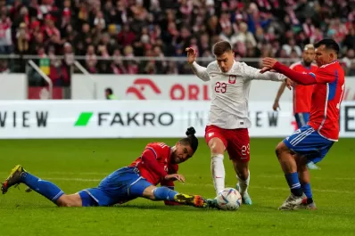 Triunfo de un flojo Polonia sobre Chile en la previa de la Copa del Mundo