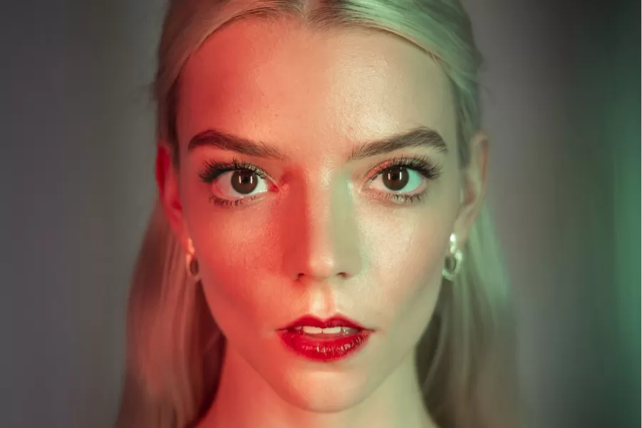 Mundial de Qatar 2022: cansada de las confusiones, Anya Taylor Joy explicó la diferencia entre fútbol y “soccer” en un late night show