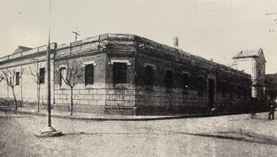 DE UNA PLANTA. Así era El Buen Pastor en sus inicios. La foto es de 1920.