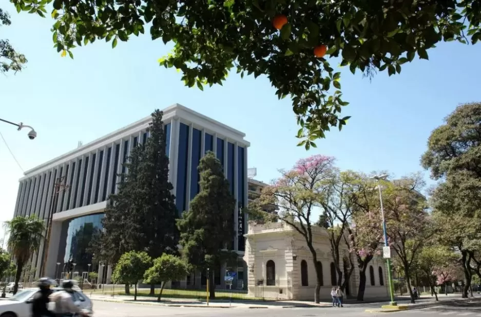 PALACIO ESPEJADO. Se desconoce cuántos empleados tiene la Legislatura.