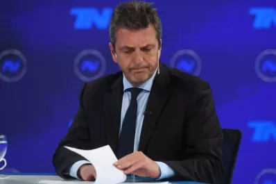 Massa sigue apostando al “plan Aguantar” al cierre de un año tormentoso