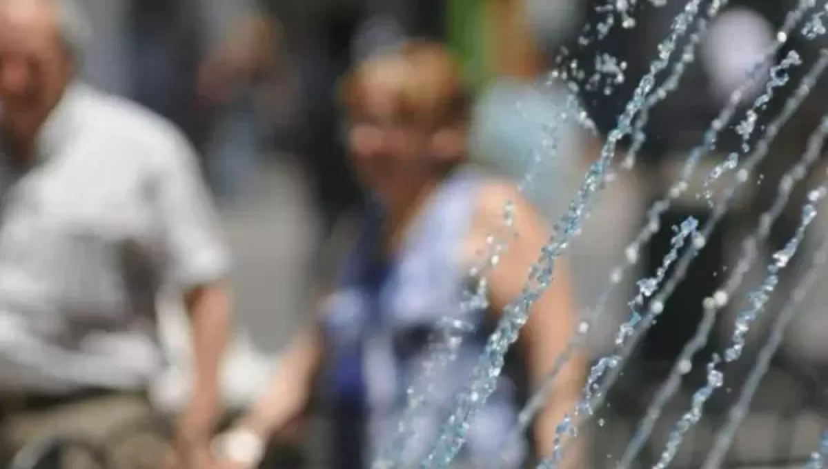 EN AUMENTO. Las altas temperaturas se extenderán al menos una semana. 