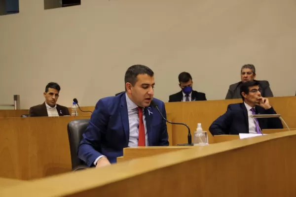 Romano Norri: “El PJ quiere una ciudad de 1900, nosotros queremos una ciudad moderna”