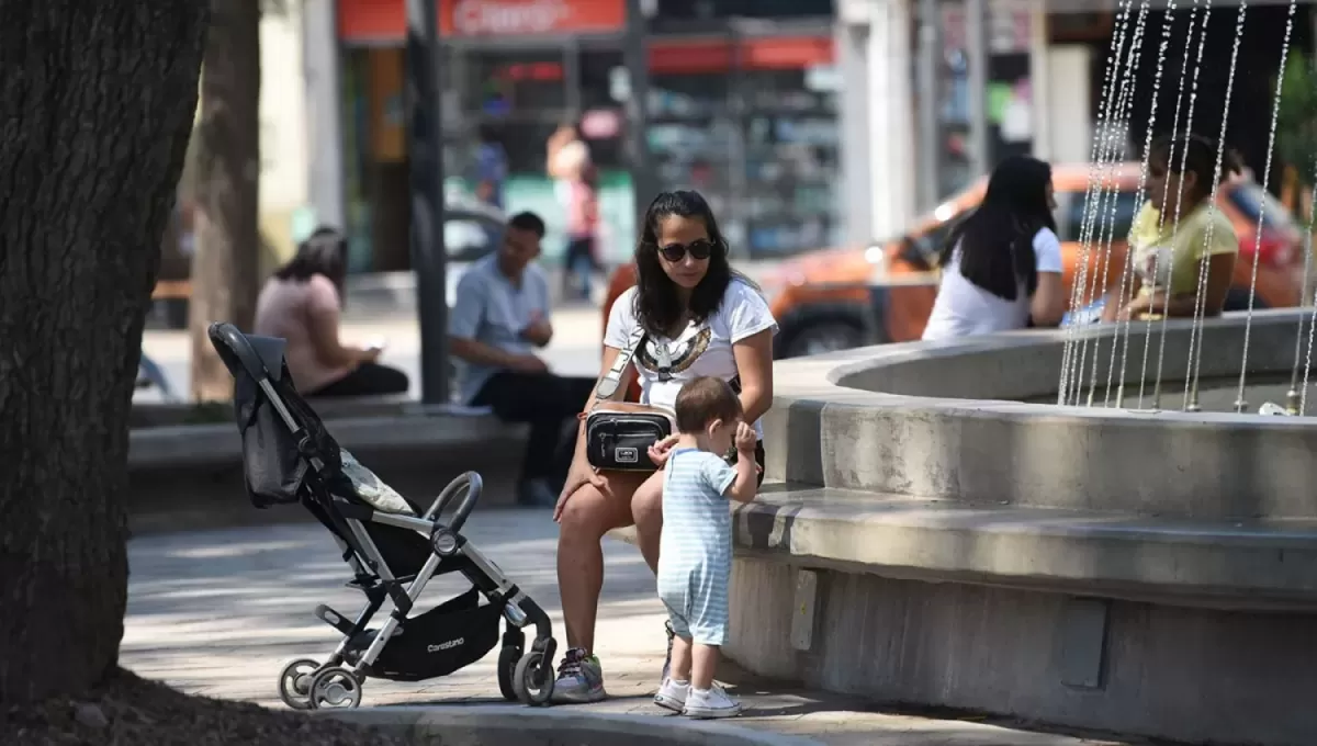 AGOBIANTE. Se espera mucho calor para los próximos cinco días en Tucumán.