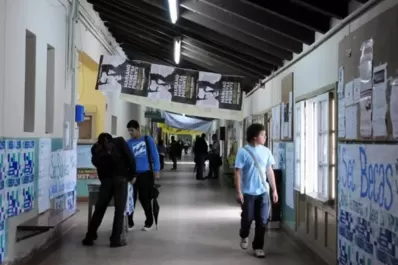 Agrupaciones peronistas y kirchneristas reclaman elecciones en la Federación Universitaria de Tucumán