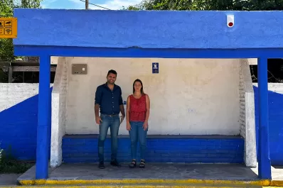 Bella Vista estrenó la primera parada de ómnibus digital de la provincia