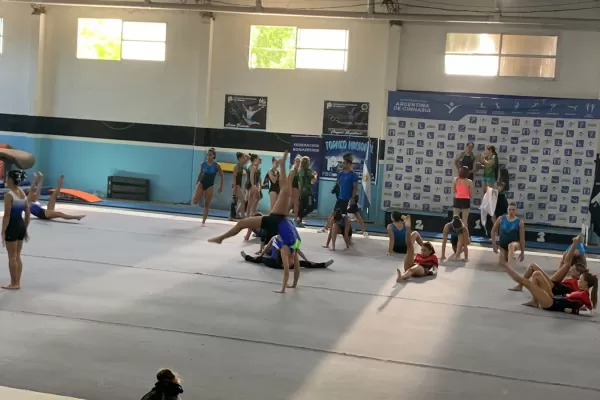 Gimnasia artística femenina: el seleccionado tucumano compite a nivel nacional