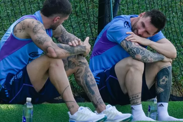 LA GACETA en Qatar: la fiesta argentina pospartido y la mira apuntando a la final con Polonia