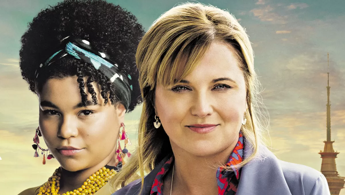 COLEGAS. Madison y Alexa (Ebony Vagulans y Lucy Lawless). 