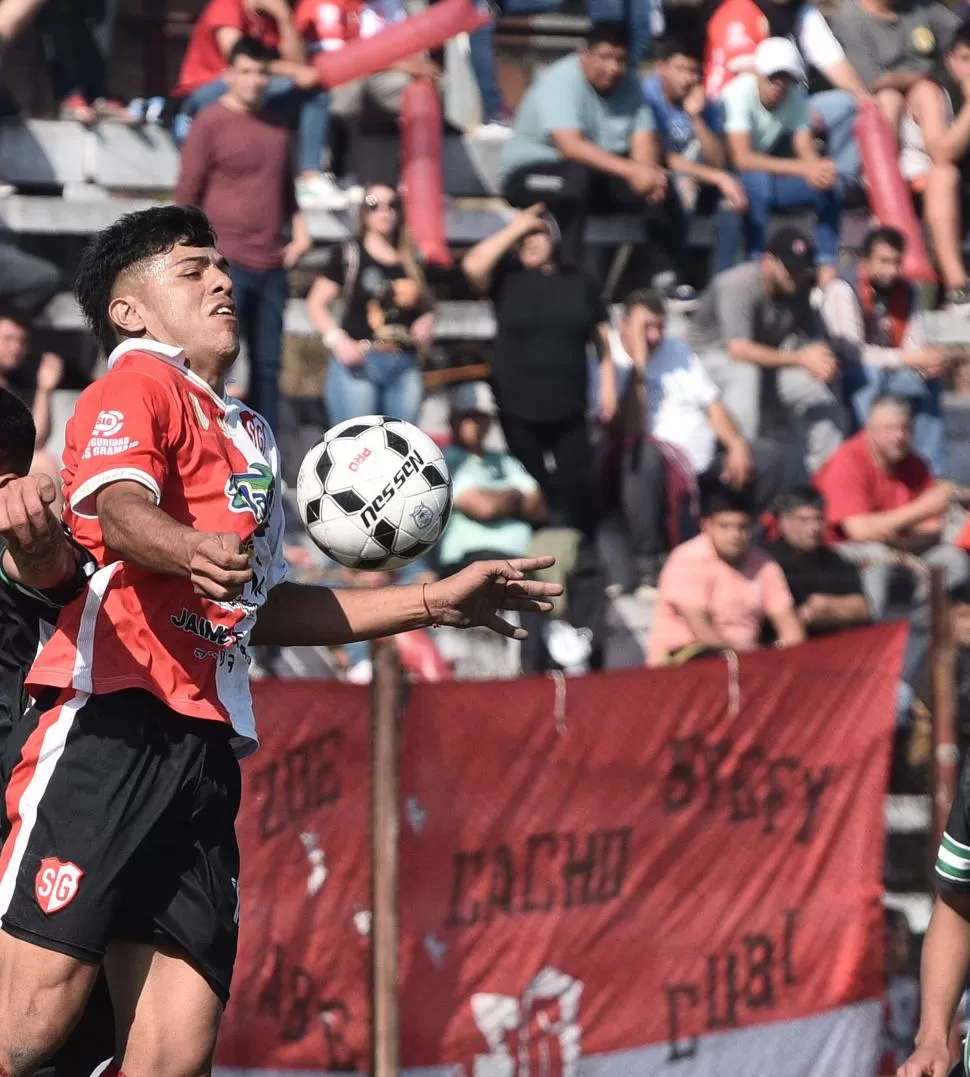 GRAN NIVEL. Epifanio tuvo una destacada actuación en Sportivo.  