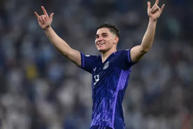 Mundial de Qatar: el conmovedor llanto del papá de Julián Álvarez tras el golazo de su hijo