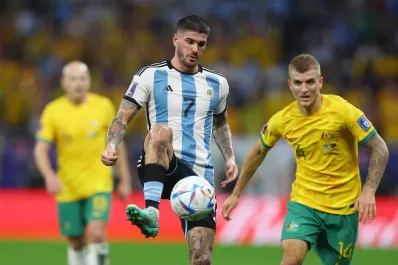 “Me emociona mucho poder llevar un poco de alegría a las casas”, aseguró Rodrigo De Paul