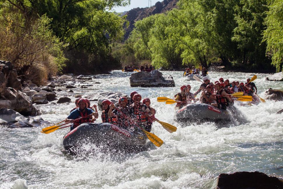 SAN RAFAEL. En el Cañón del Atuel hay opciones de turismo aventura.