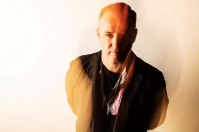 Mucho rock y salsa para disfrutar la noche a pura música