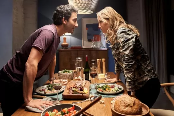 Como es la nueva comedia de Netflix, Matrimillas