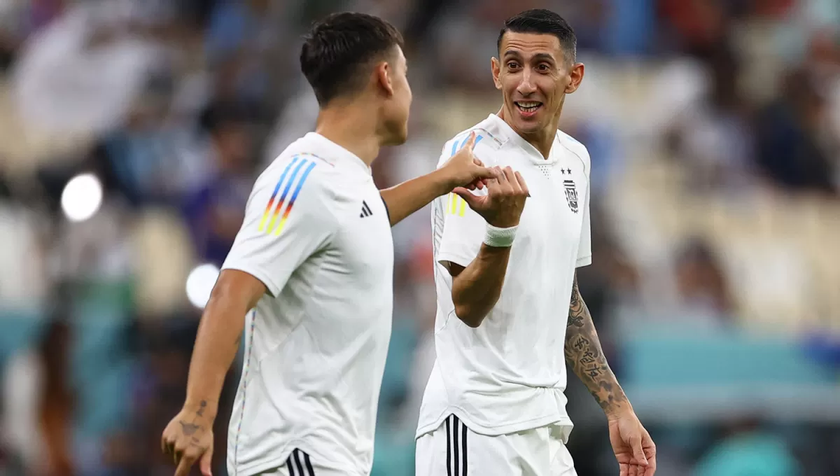 DISMINUIDO. Ángel Di María ingresó como suplentes, en el tiempo suplementario, ante Países Bajos debido a una contractura que sufrió después de la victoria ante Polonia.