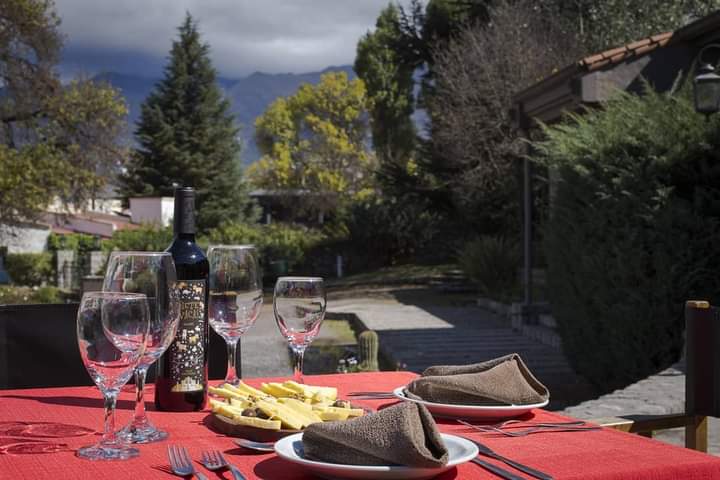 El encanto de los Valles: en un paisaje singular