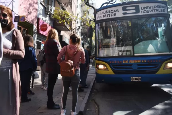 Subsidios al Transporte Público: AMBA cubre 276 pasajes por usuario mientras que Tucumán, solo 24