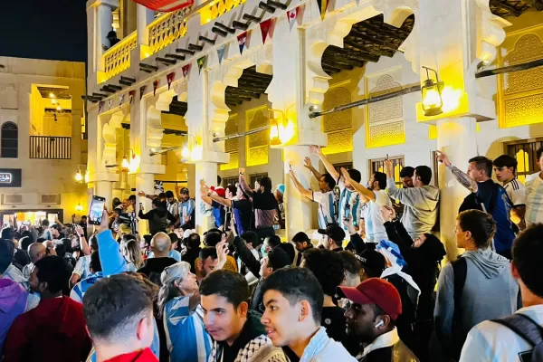 Souq Waif y el sexto banderazo argentino: un levantamiento de las almas pasionales