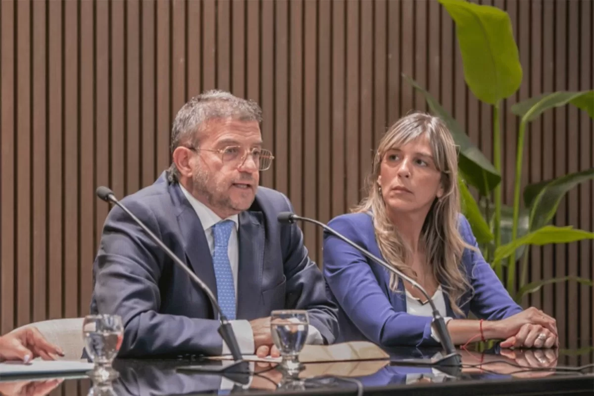 AMPARO. Cisneros y Sánchez Blas cargaron contra la empresa EDET.