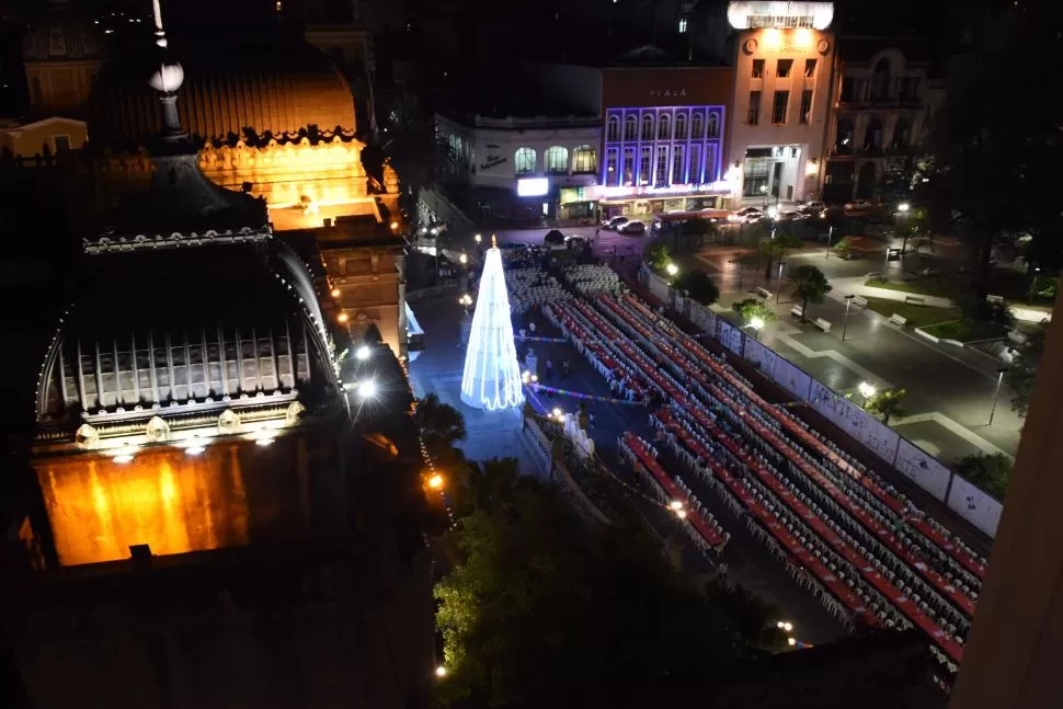 EDICIONES ANTERIORES. En 2019, la iniciativa congregó a alrededor de 2.000 tucumanos en las inmediaciones de la plaza Independencia. la gaceta / foto de analía jaramillo