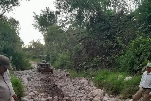 Cien familias de pueblos del sur tucumano quedaron aisladas tras la tormenta