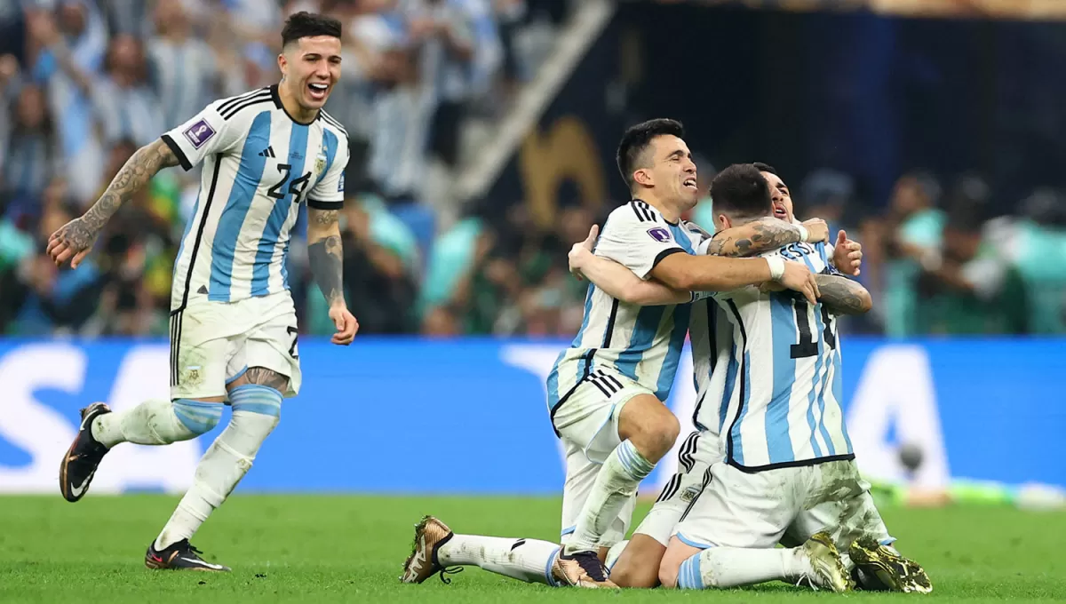 LA LOCURA. Montiel ya convirtió el gol que consagró a Argentina campeón del mundo en Qatar 2022.