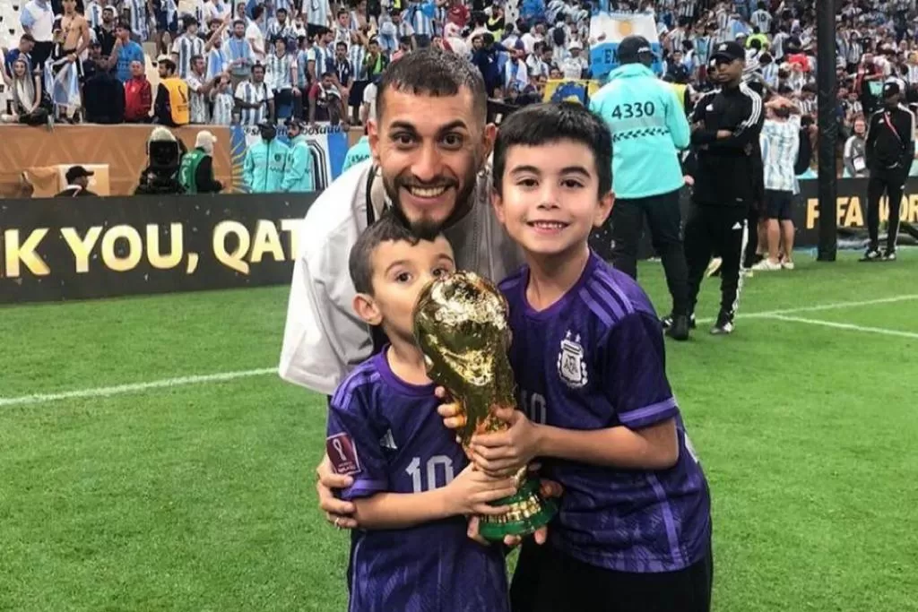 El Tucu Pereyra sostuvo la Copa del Mundo y le agradeció a Messi