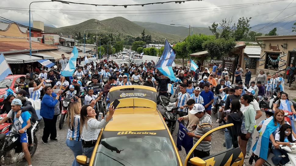 TAFÍ DEL VALLE. En la villa de más de 2000 metros de altura celebraron.