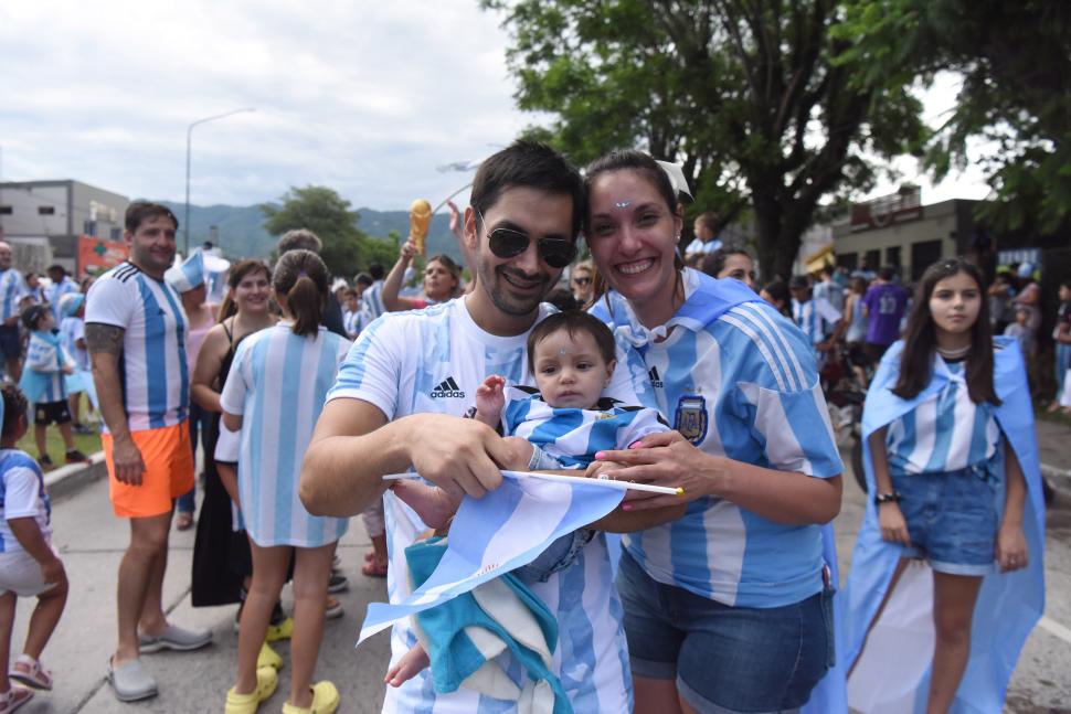 JUNTOS. Federico y Mariana celebraron con su hija Emilia, de siete meses.