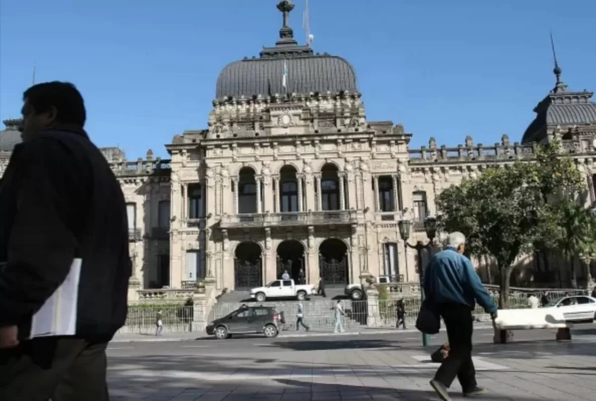 Feriado nacional: sin decreto provincial, la actividad laboral en Tucumán fue normal