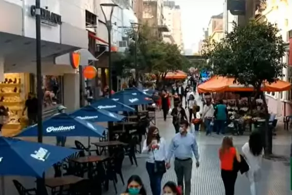 Fiestas de fin de año: cuáles serán los horarios de atención en los comercios