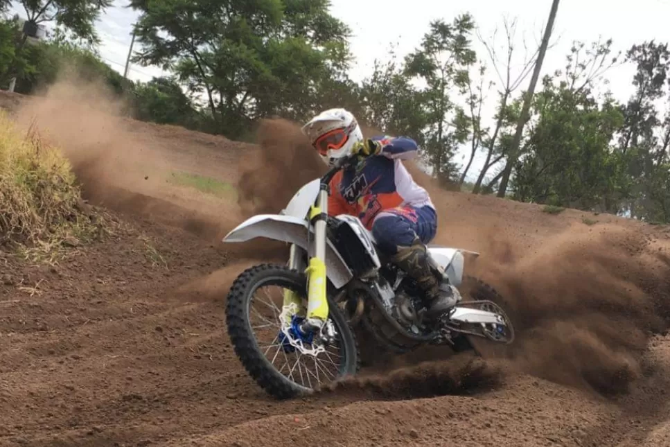 Tomás Cobos, de Lastenia, se quedó con el Campeonato de Enduro