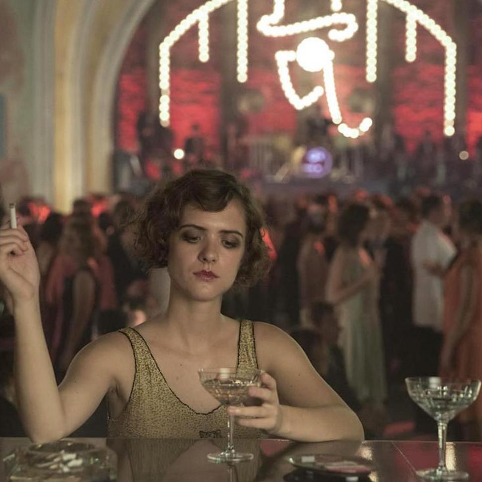 El rol actual de la mujer y una mirada del origen del nazismo llegan a la pantalla chica