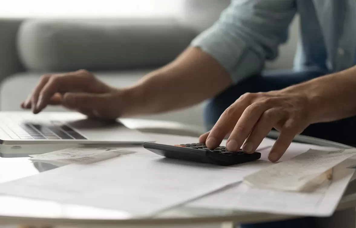 Bono de $24.000 para empleadas domésticas: cómo se calcula
