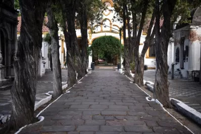 Cartas de lectores: Cementerio del Oeste