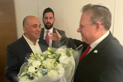 ¿Por qué Manzur viajó a Israel?