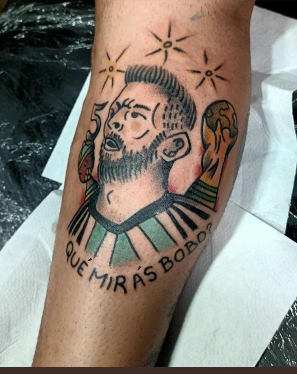 Messi, el Dibu Martínez y Otamendi: mirá los peores tatuajes en homenaje a la Selección argentina